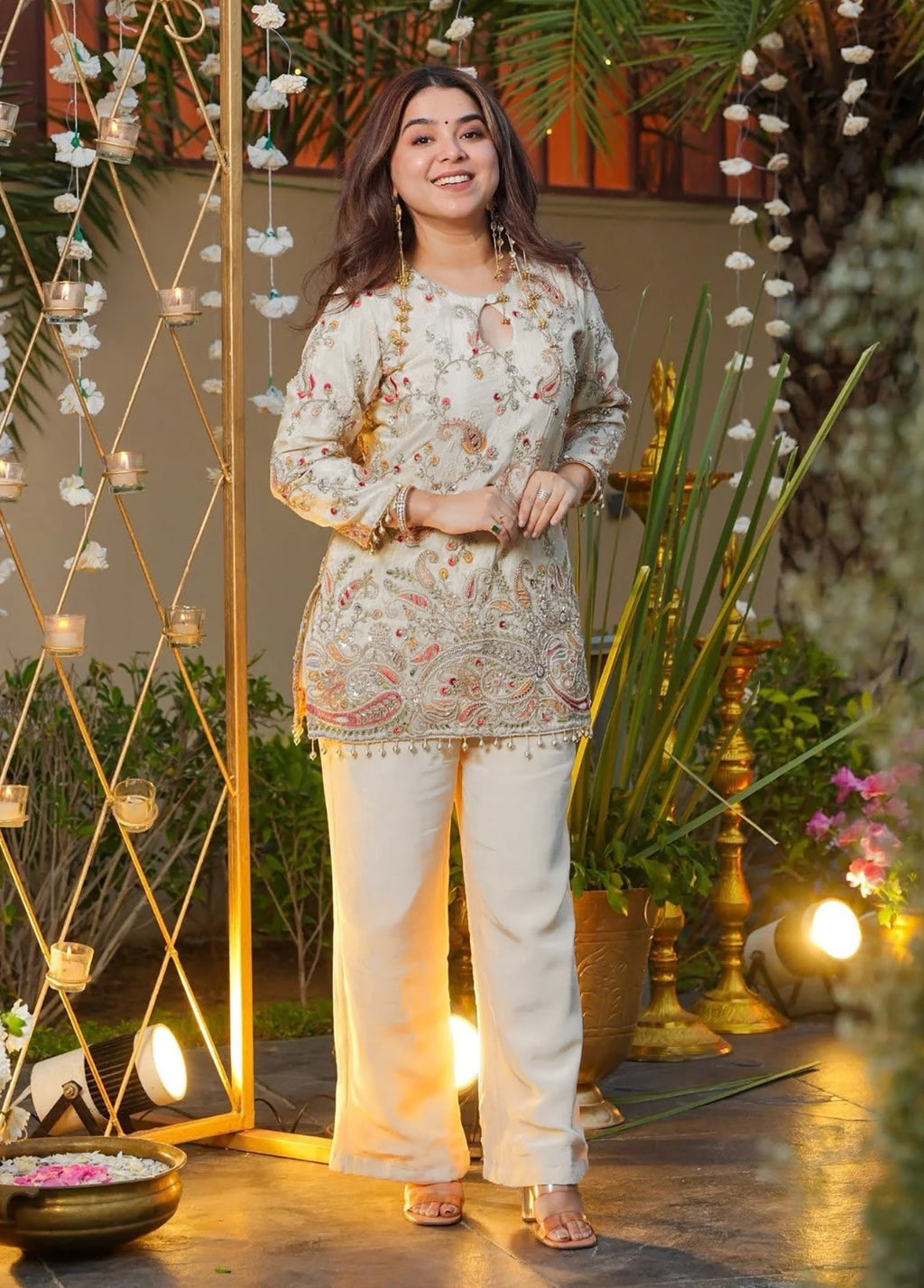 New Embroidered Work Off-White Pranavi Suit